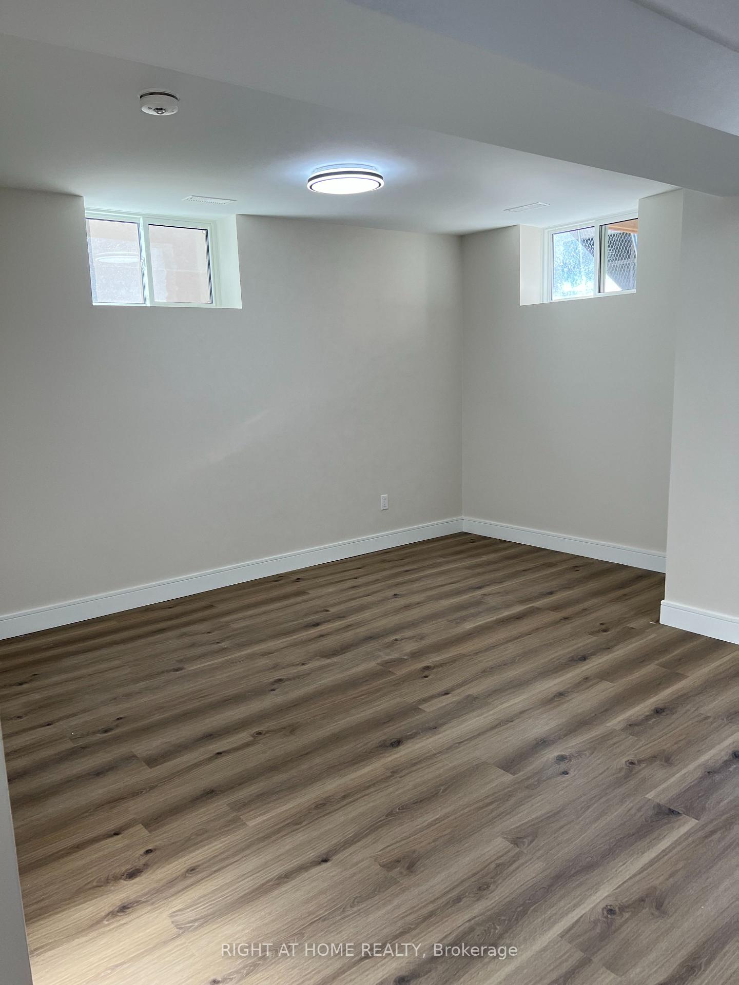 Photo 16 of Unit 4, 32 Cadorna Avenue, Toronto, Danforth Village-East York — HOMEH