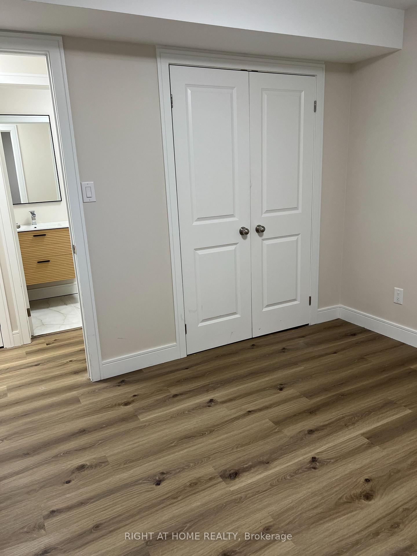 Photo 18 of Unit 4, 32 Cadorna Avenue, Toronto, Danforth Village-East York — HOMEH