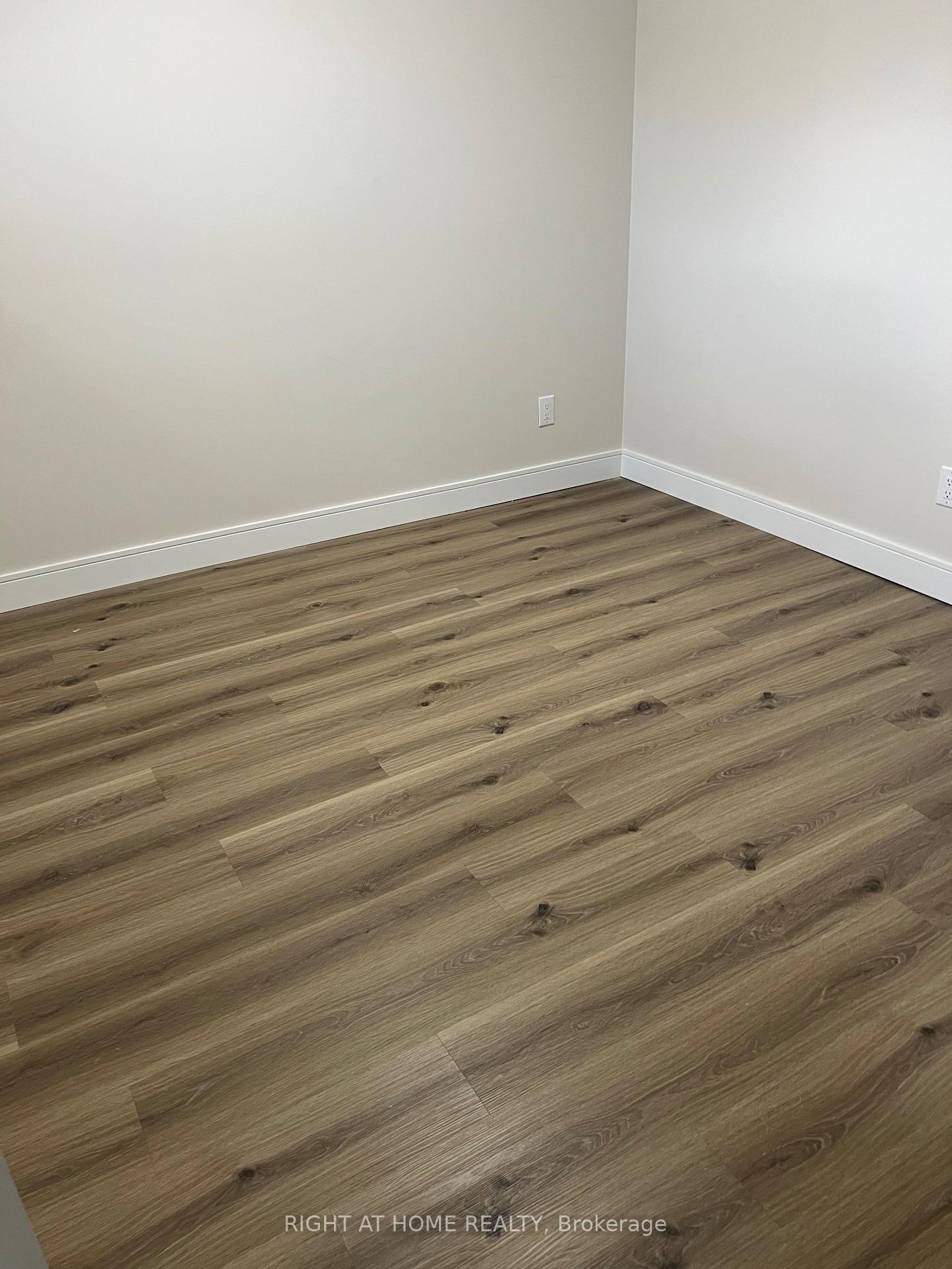 Photo 25 of Unit 4, 32 Cadorna Avenue, Toronto, Danforth Village-East York — HOMEH