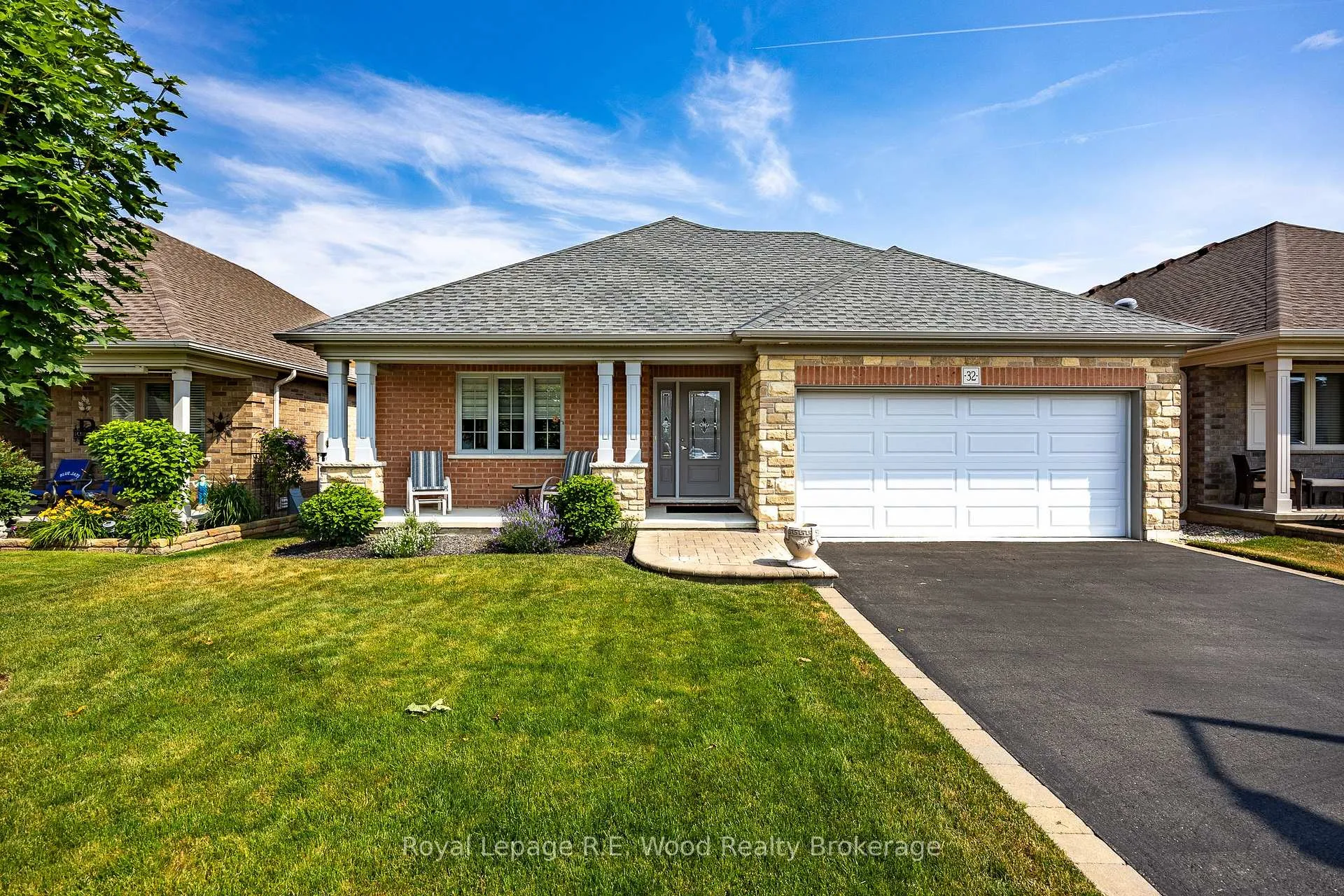 Photo 1 of 32 Esseltine Drive, Tillsonburg — HOMEH