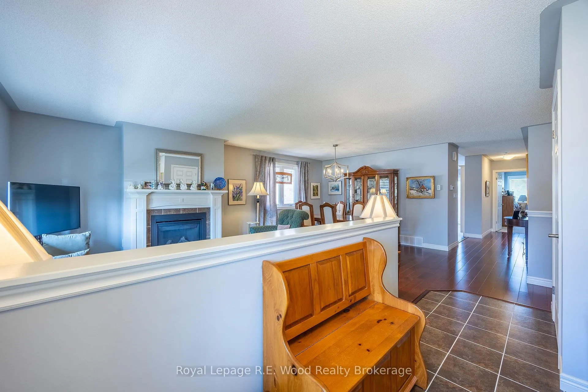 Photo 7 of 32 Esseltine Drive, Tillsonburg — HOMEH