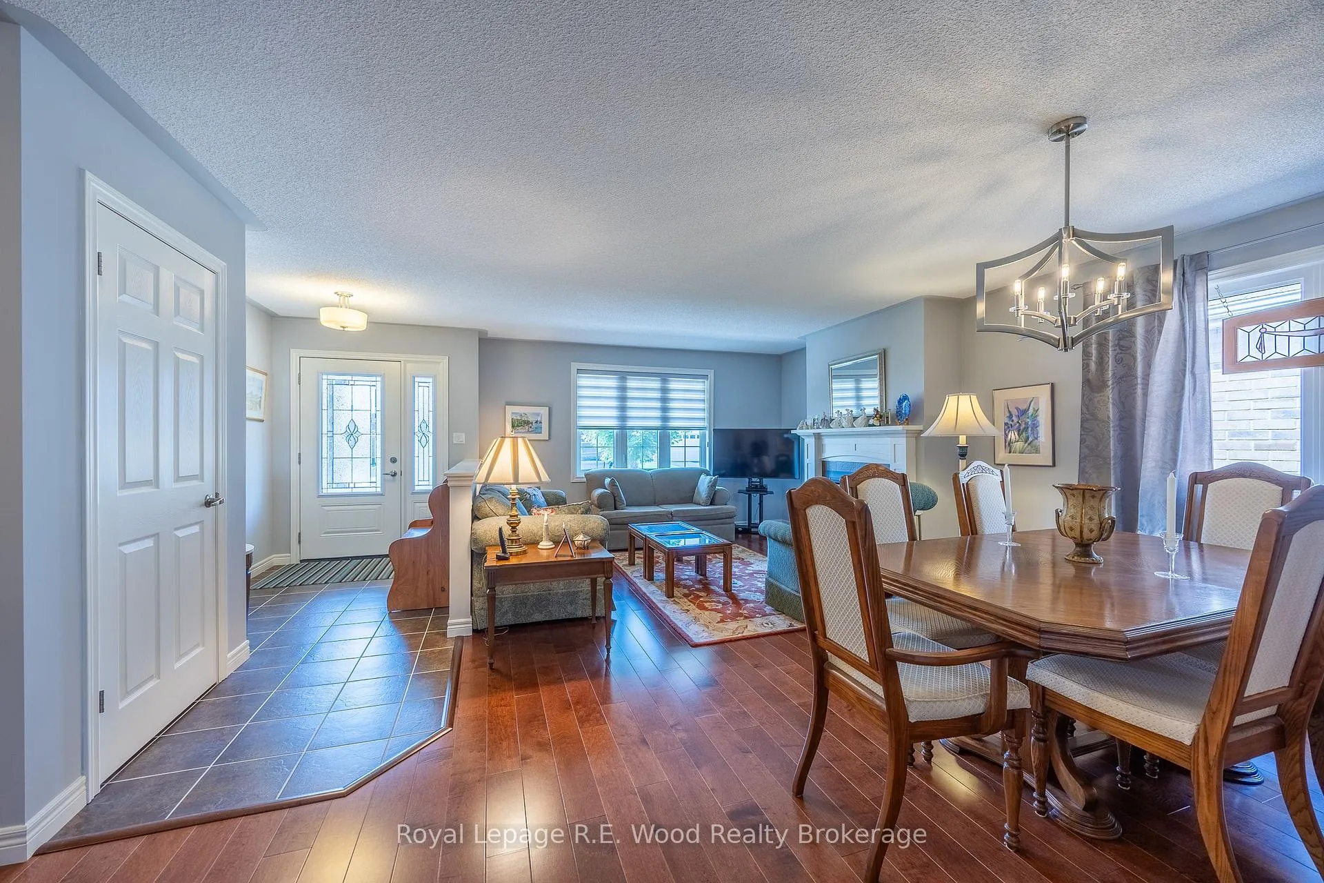 Photo 8 of 32 Esseltine Drive, Tillsonburg — HOMEH