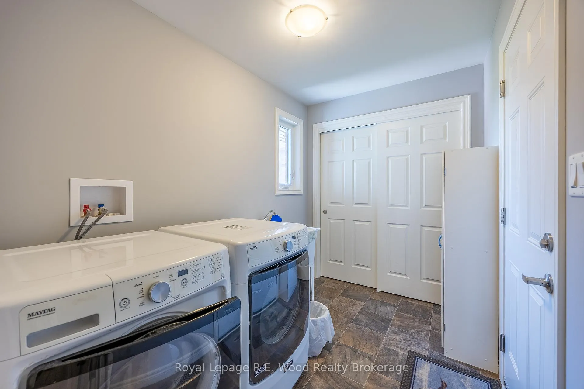 Photo 11 of 32 Esseltine Drive, Tillsonburg — HOMEH