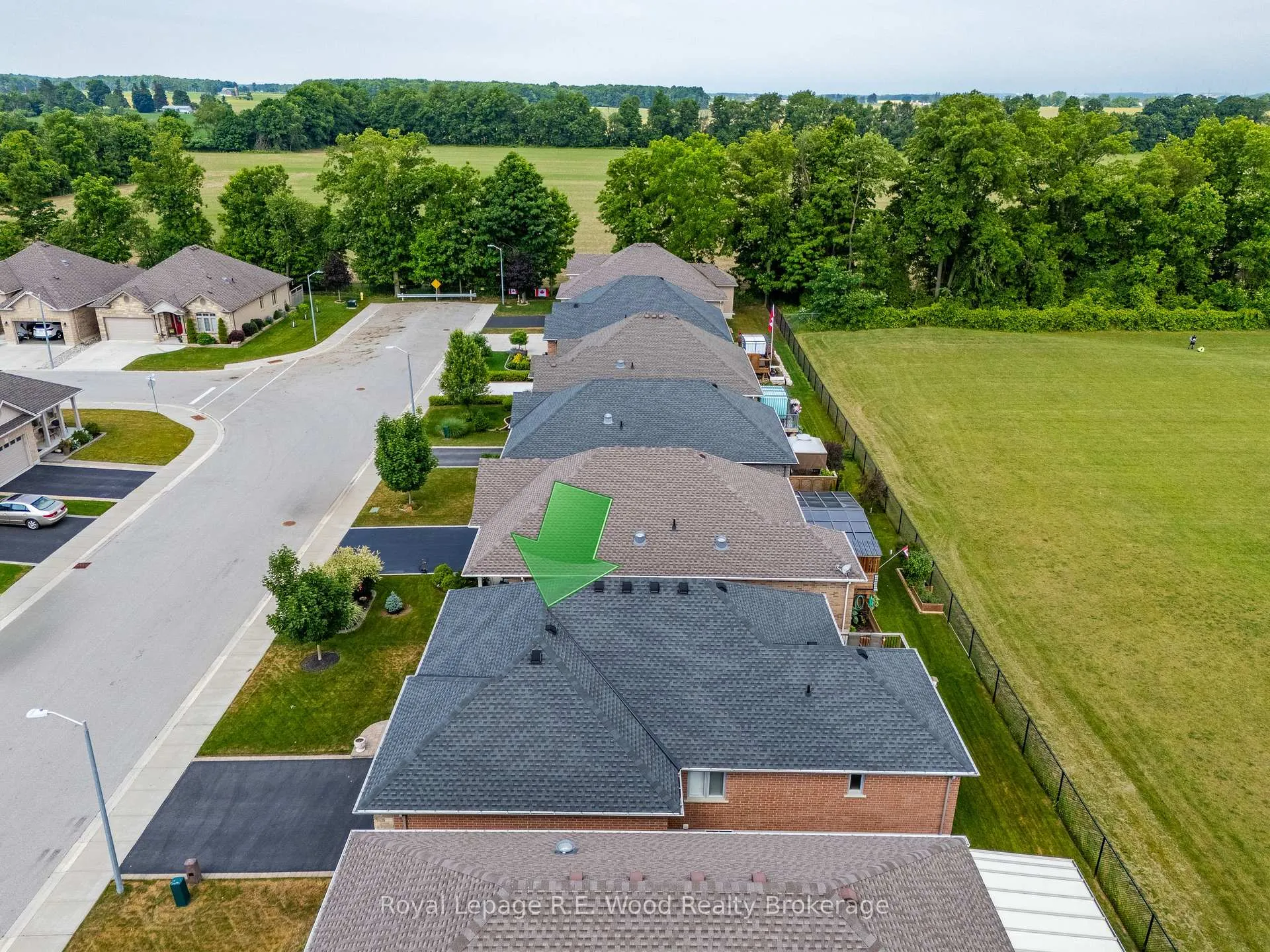 Photo 34 of 32 Esseltine Drive, Tillsonburg — HOMEH