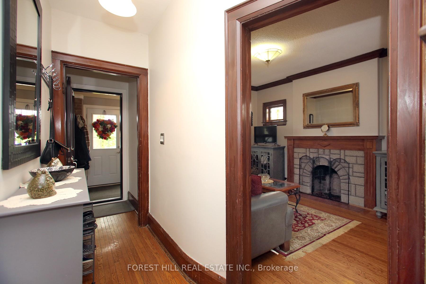 Photo 11 of 340 Mortimer Avenue, Toronto, Danforth Village-East York — HOMEH