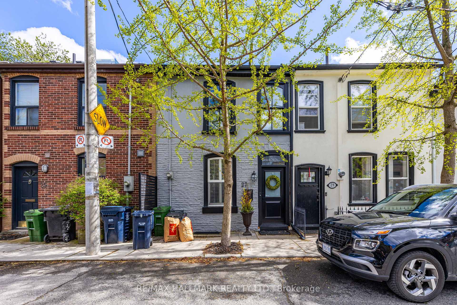 Photo 2 of 27 Bishop Street, Toronto, The Annex — HOMEH