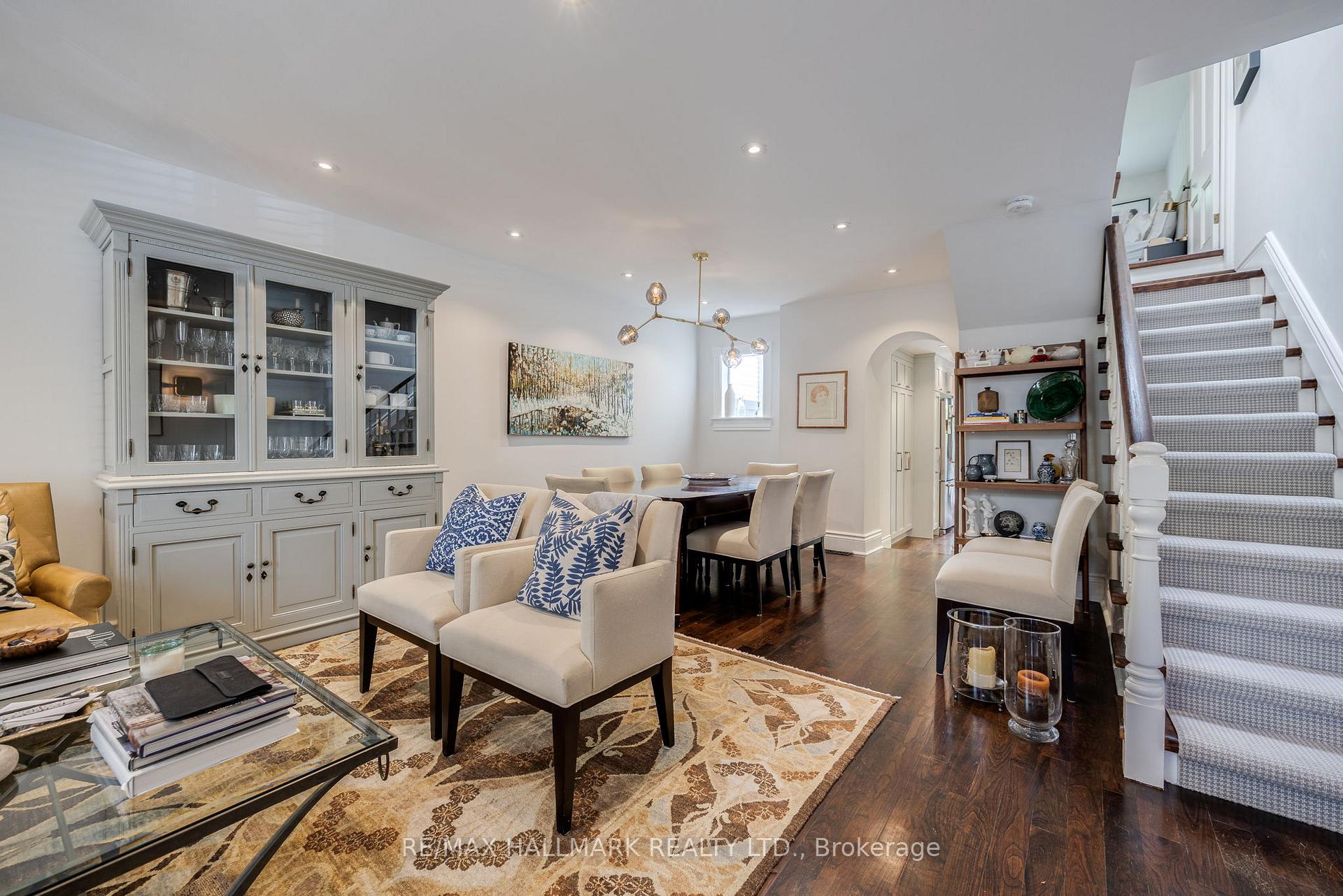 Photo 4 of 27 Bishop Street, Toronto, The Annex — HOMEH