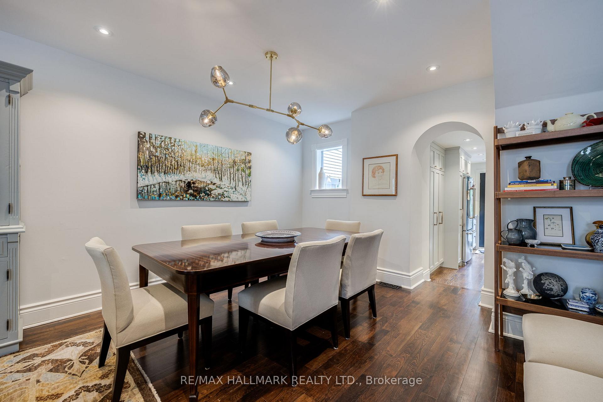 Photo 6 of 27 Bishop Street, Toronto, The Annex — HOMEH