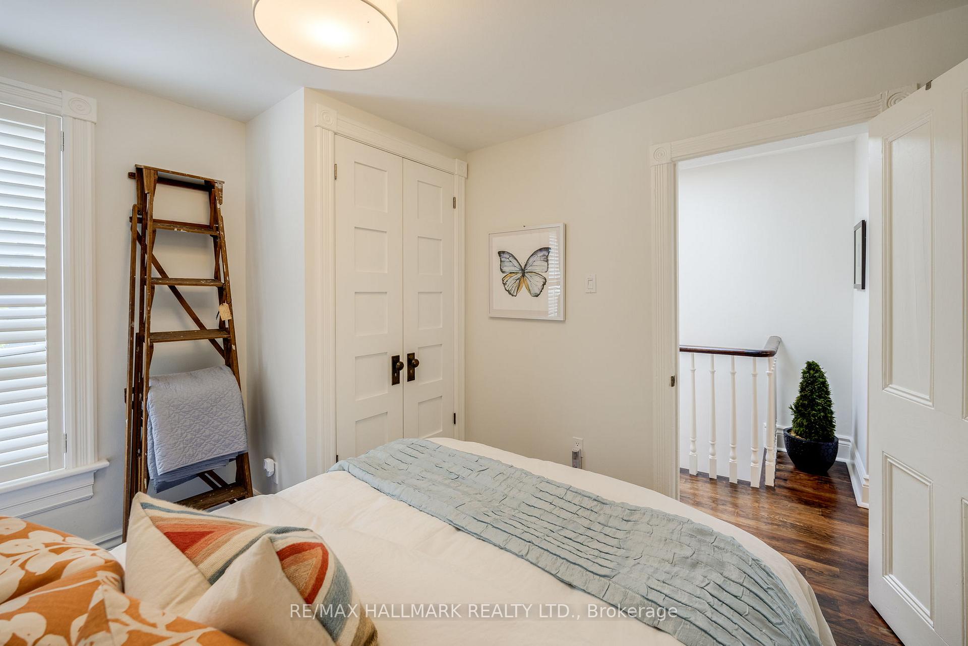 Photo 16 of 27 Bishop Street, Toronto, The Annex — HOMEH