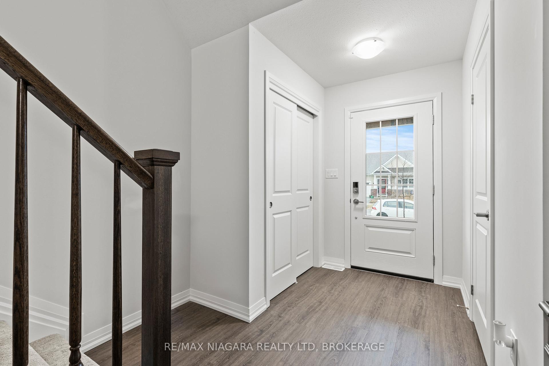 Photo 5 of 52 Bur Oak Drive, Thorold, Confederation Heights — HOMEH