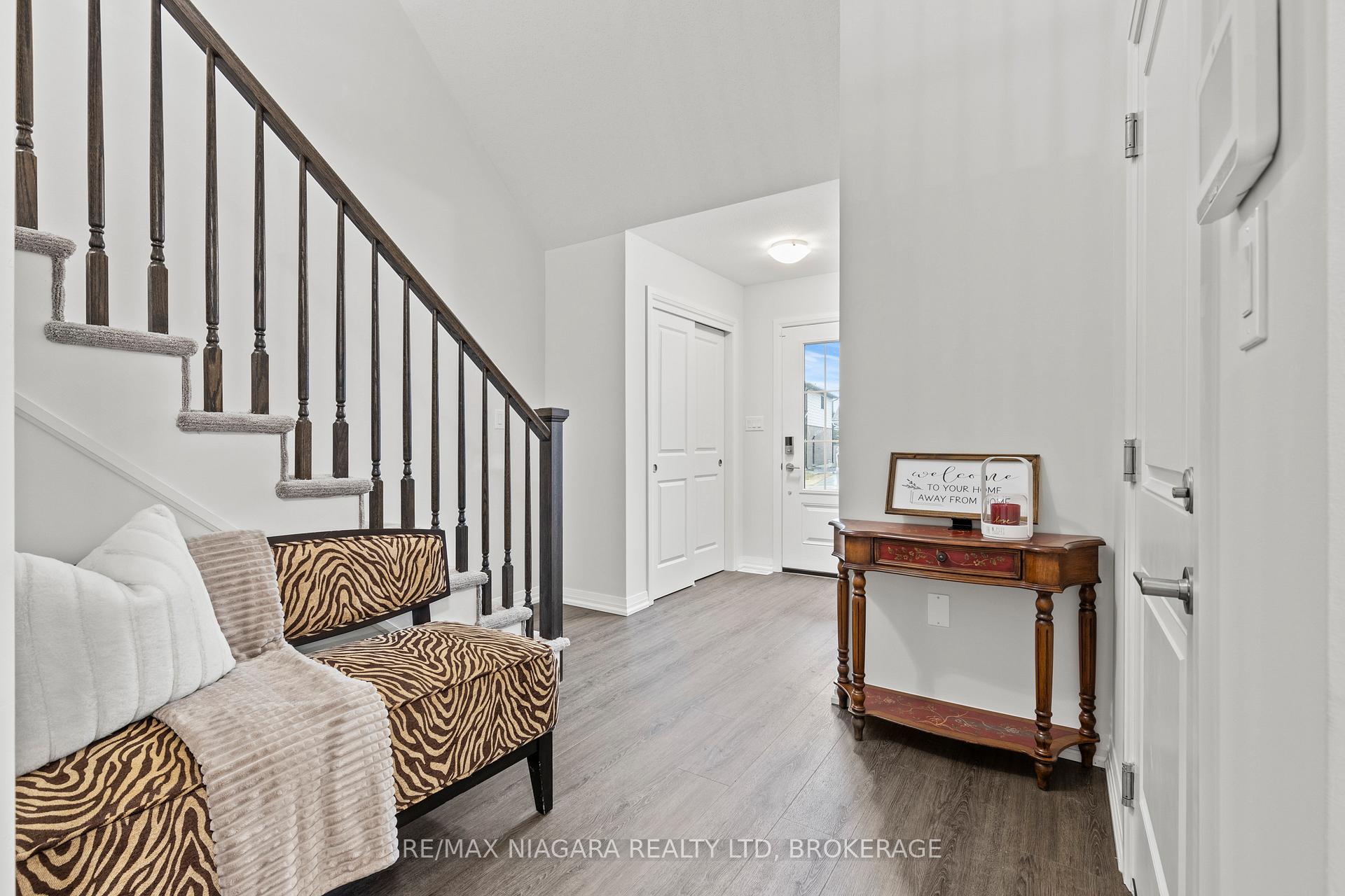 Photo 6 of 52 Bur Oak Drive, Thorold, Confederation Heights — HOMEH