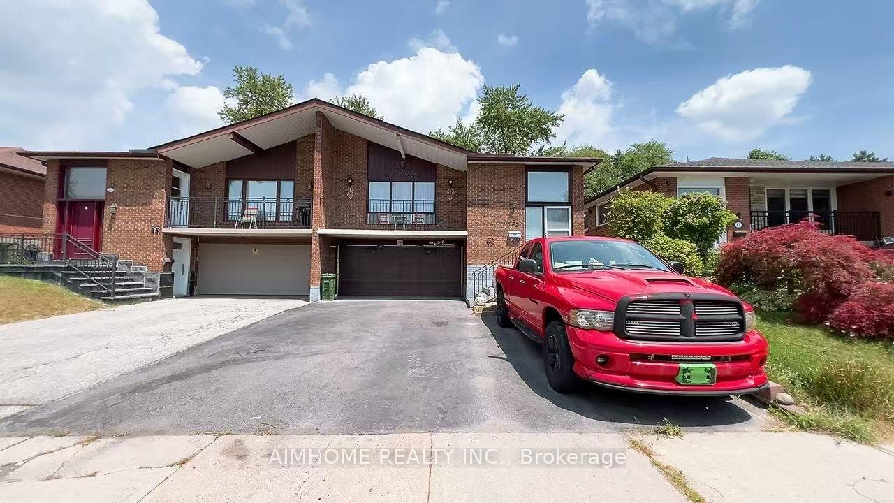 Front of Unit Upper level, 83 Mintwood Drive