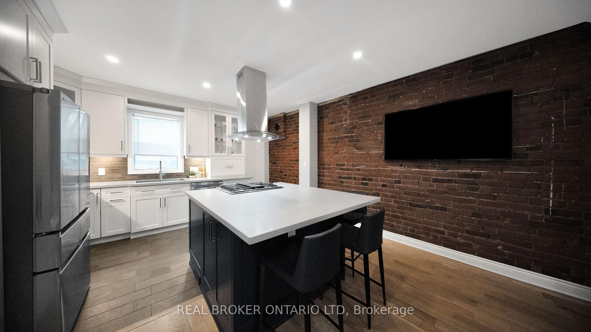 Photo 13 of 259 Strathmore Boulevard, Toronto, Danforth — HOMEH