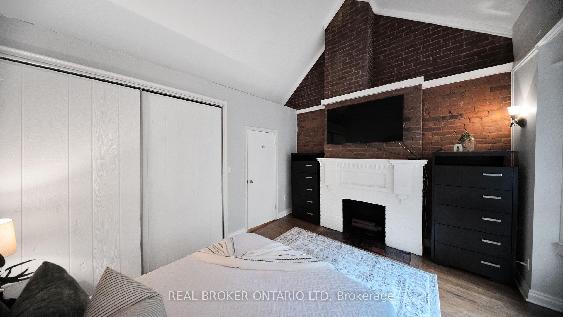 Photo 19 of 259 Strathmore Boulevard, Toronto, Danforth — HOMEH
