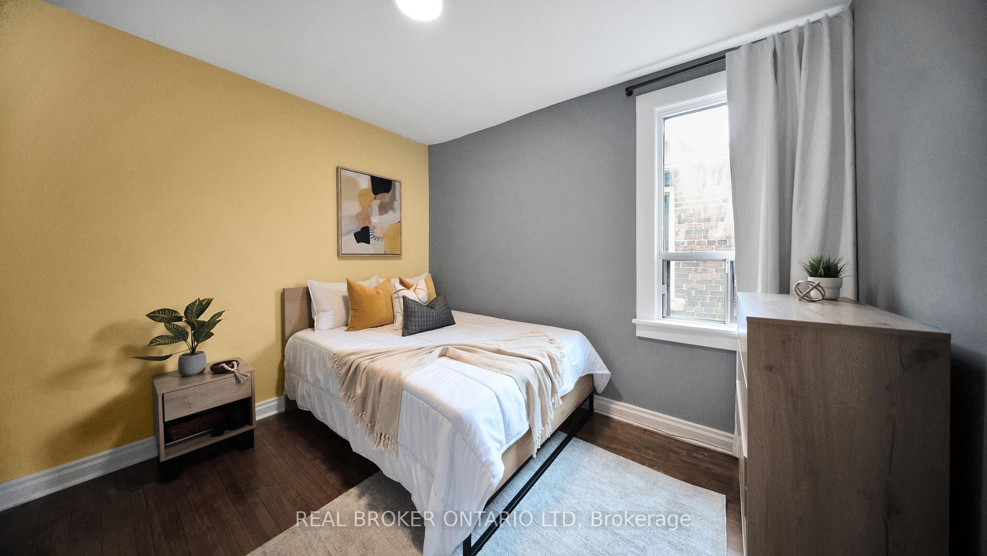 Photo 22 of 259 Strathmore Boulevard, Toronto, Danforth — HOMEH