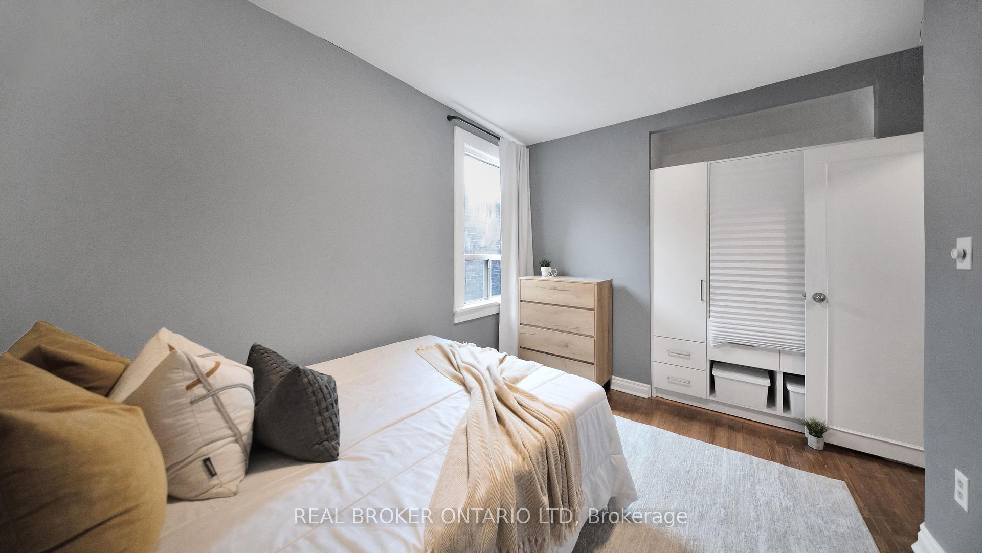 Photo 23 of 259 Strathmore Boulevard, Toronto, Danforth — HOMEH