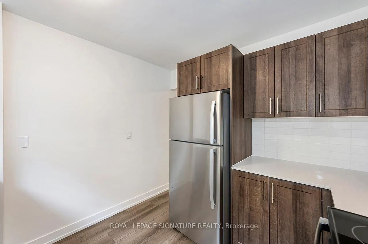 Photo 11 of 65 Woodman Drive N, Hamilton, Kentley — HOMEH