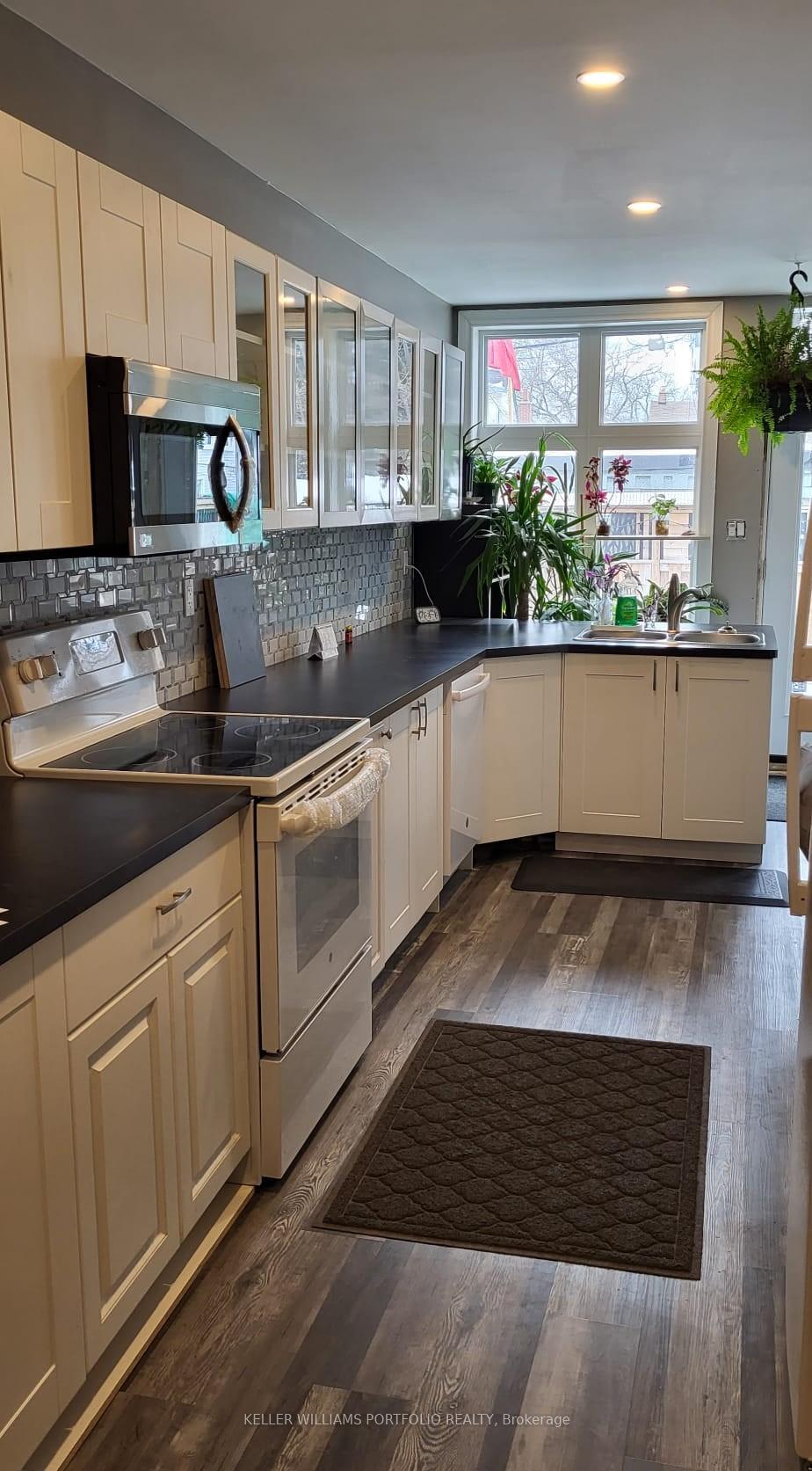 Photo 2 of Unit Main, 17 Kelvin Avenue, Toronto, East End-Danforth — HOMEH
