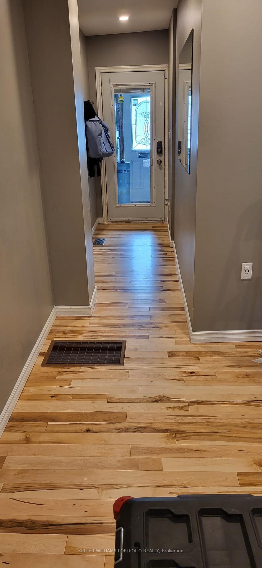Photo 6 of Unit Main, 17 Kelvin Avenue, Toronto, East End-Danforth — HOMEH