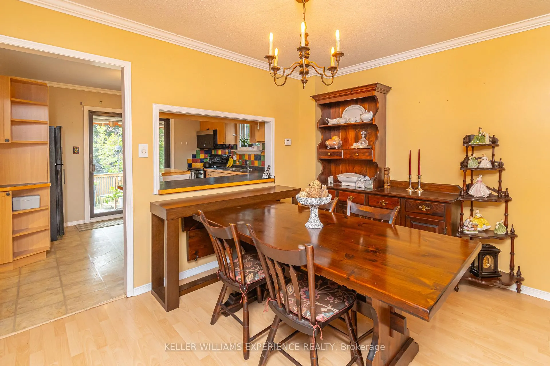 Photo 4 of 1053 Westmount Avenue, Innisfil, Alcona — HOMEH