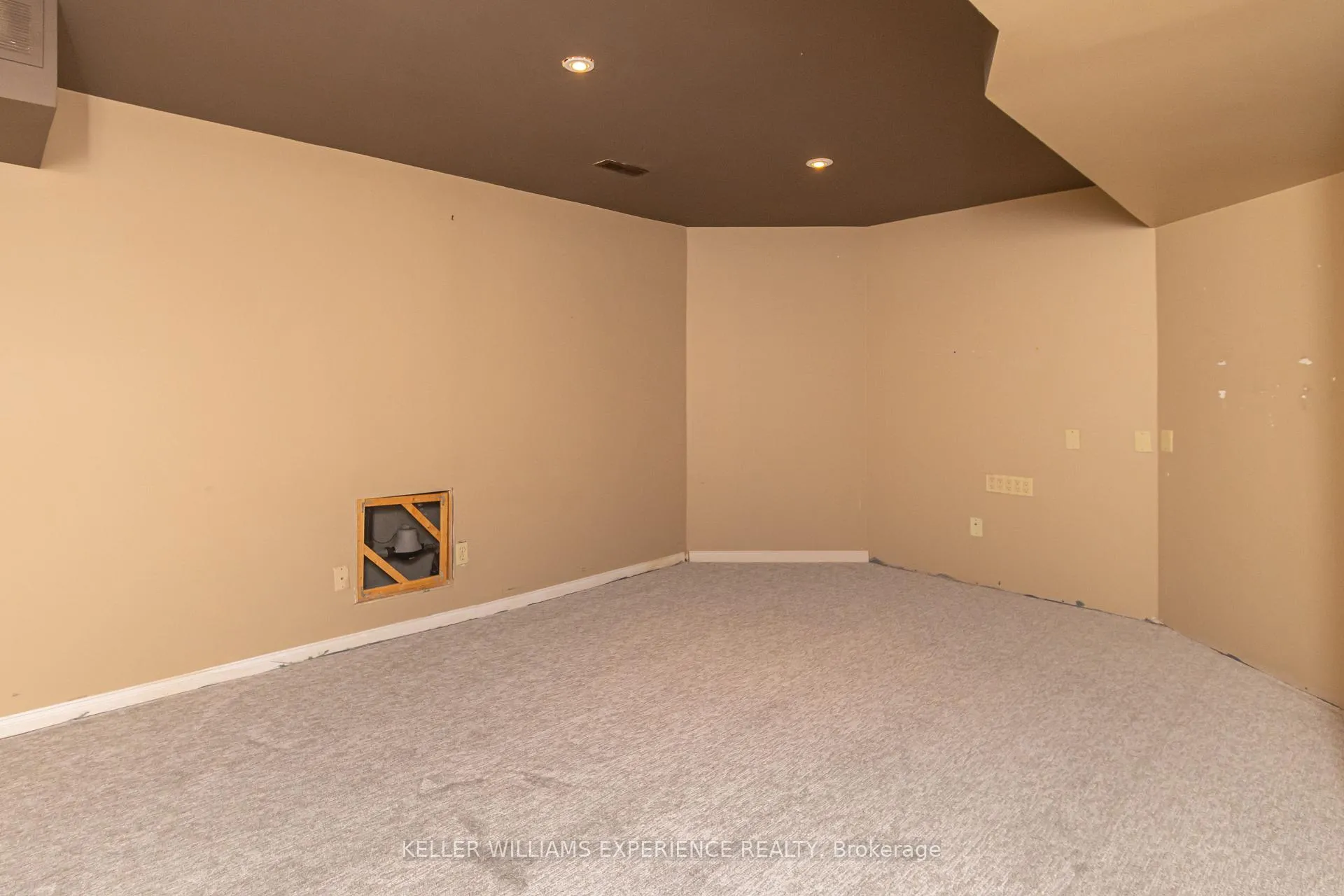Photo 16 of 1053 Westmount Avenue, Innisfil, Alcona — HOMEH