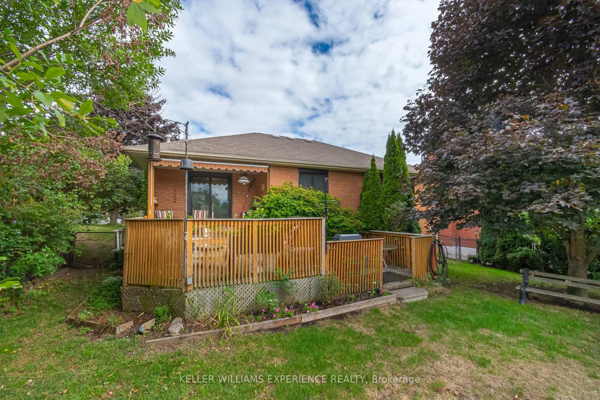 Photo 18 of 1053 Westmount Avenue, Innisfil, Alcona — HOMEH