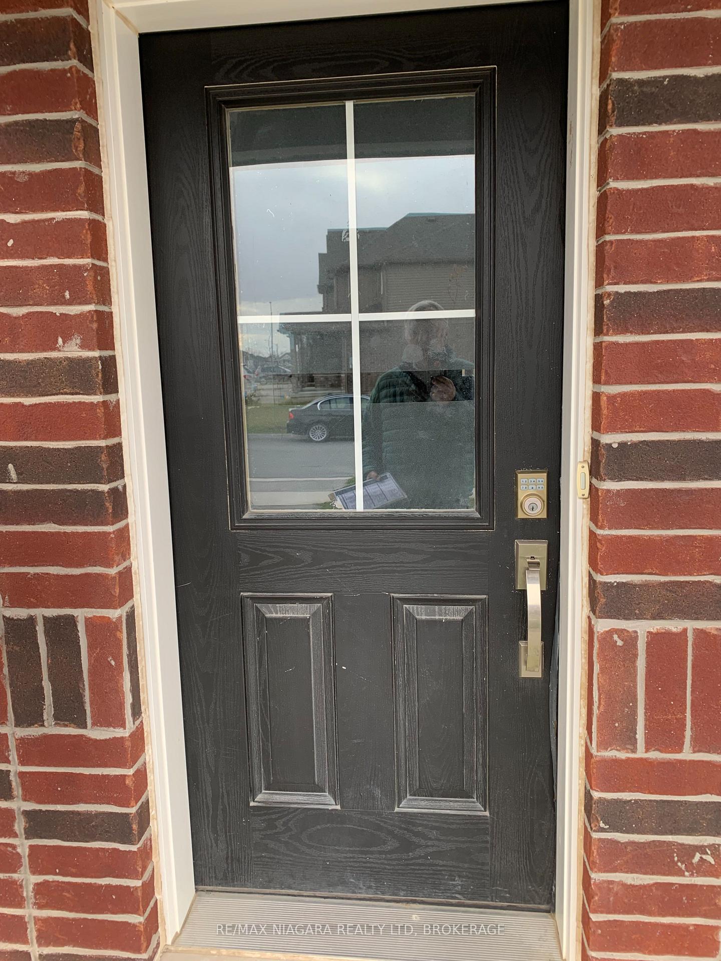Photo 3 of 12 Haney Drive, Thorold, Hurricane/Merrittville — HOMEH