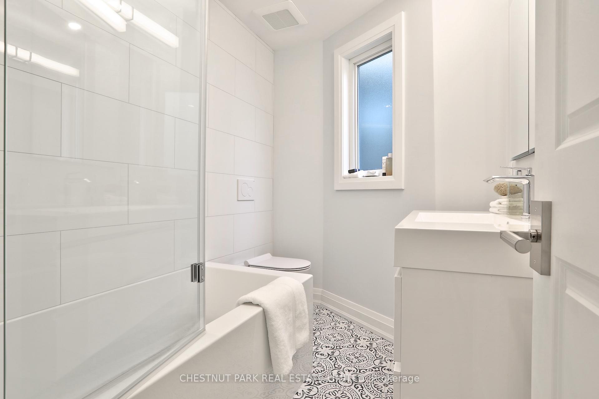 Photo 17 of 227 Browning Avenue, Toronto, Broadview North — HOMEH