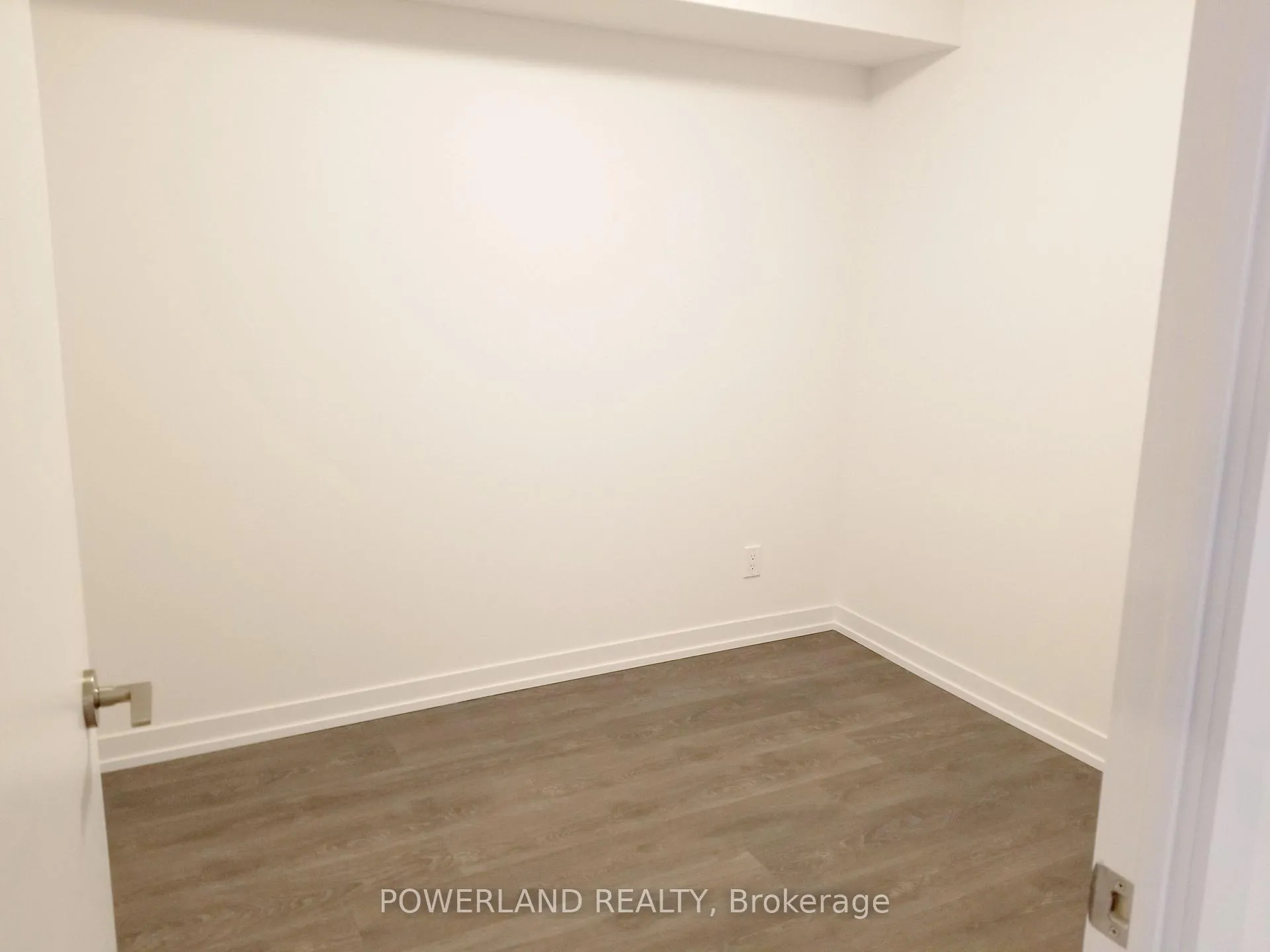 Photo 5 of Unit 2307, 125 Redpath Avenue, Toronto, Mount Pleasant West — HOMEH