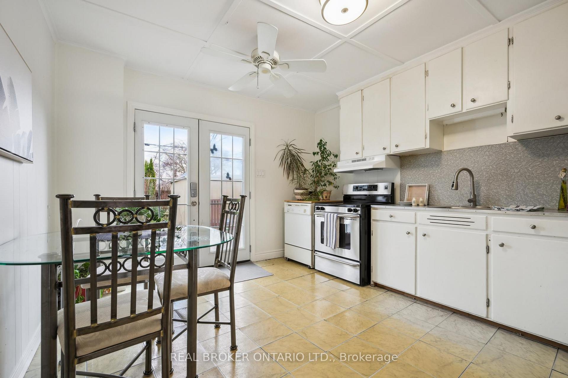 Photo 10 of 105 Wiley Avenue, Toronto, Danforth Village-East York — HOMEH