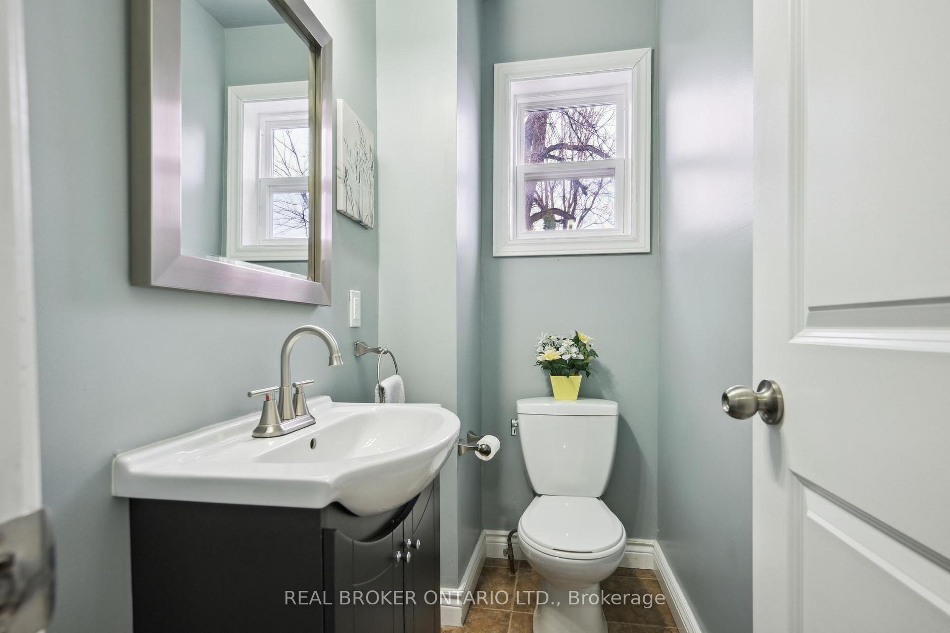 Photo 13 of 105 Wiley Avenue, Toronto, Danforth Village-East York — HOMEH