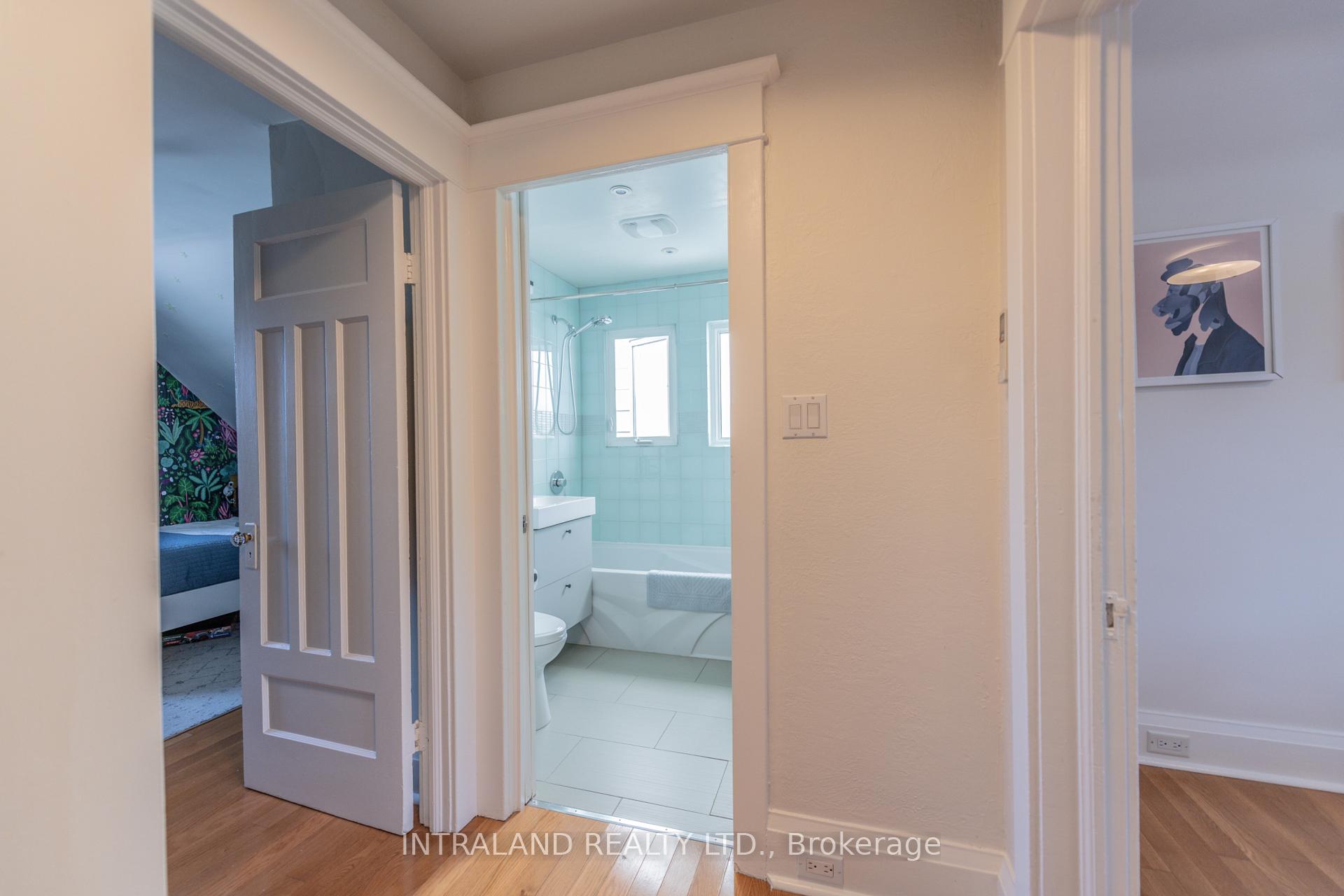 Photo 17 of 98 Atlas Avenue, Toronto, Oakwood Village — HOMEH