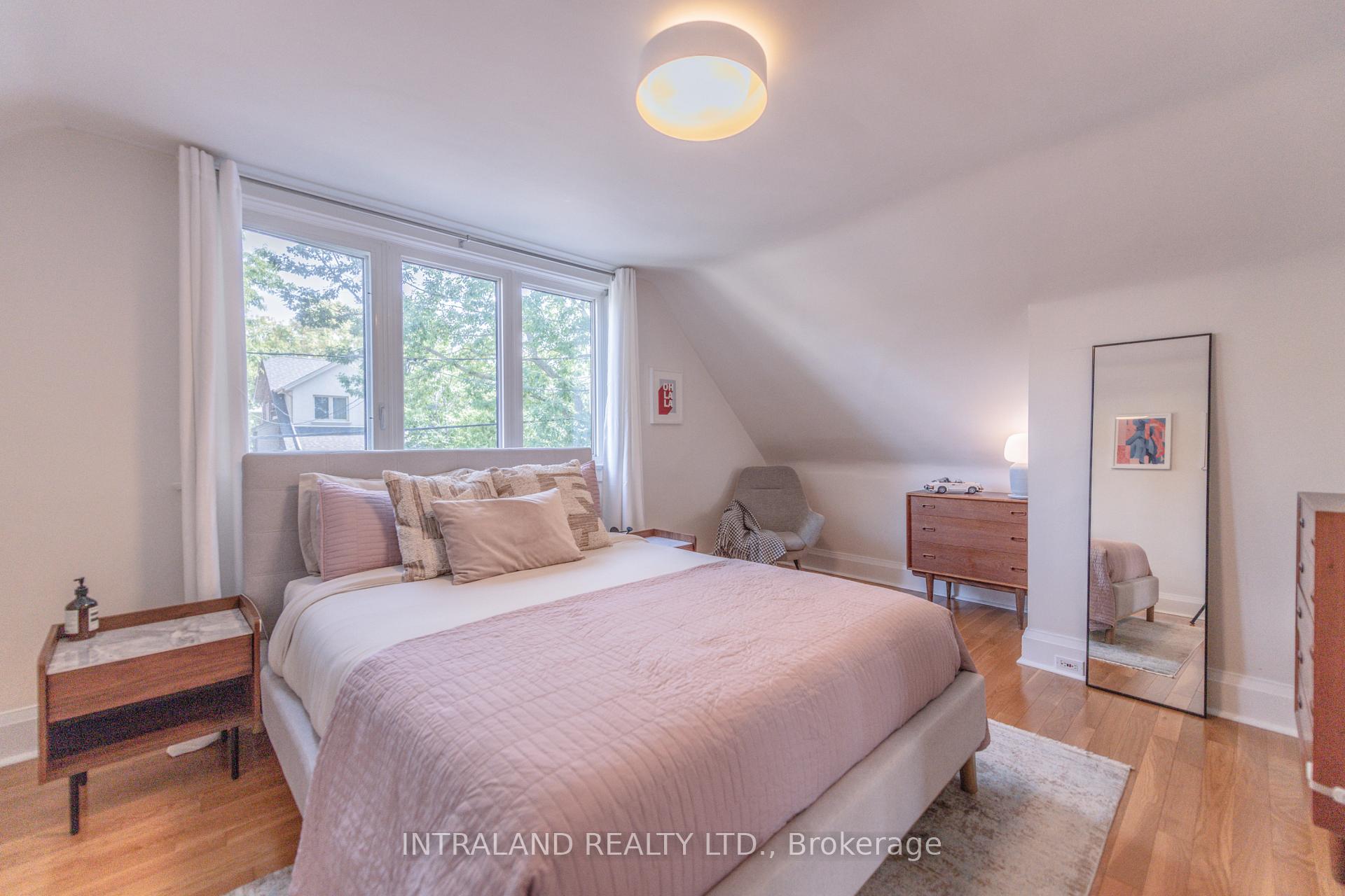 Photo 18 of 98 Atlas Avenue, Toronto, Oakwood Village — HOMEH