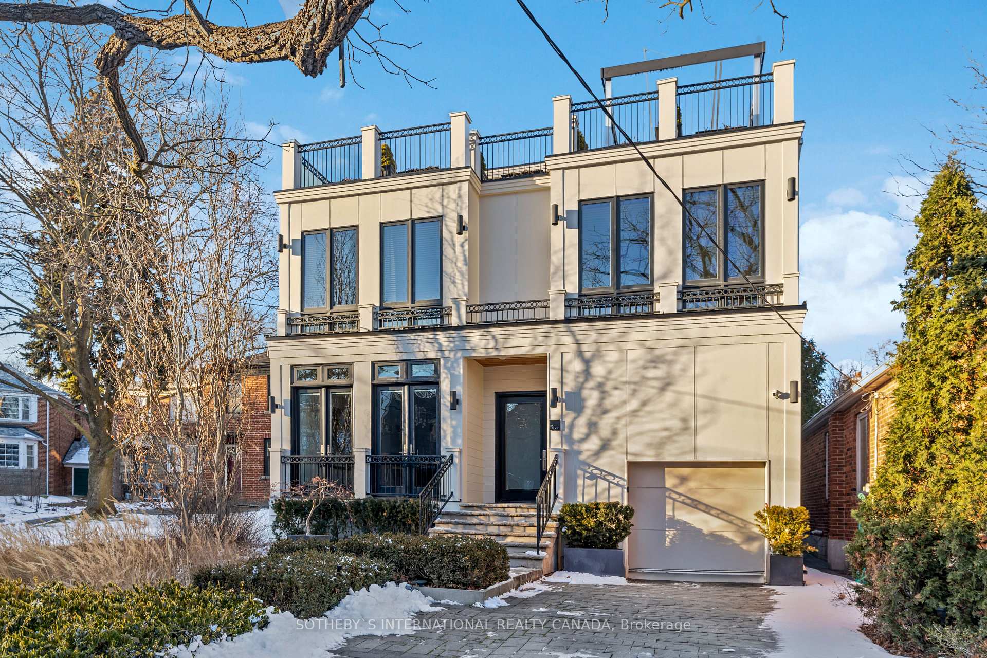 Front of 5 Lyndhurst Court