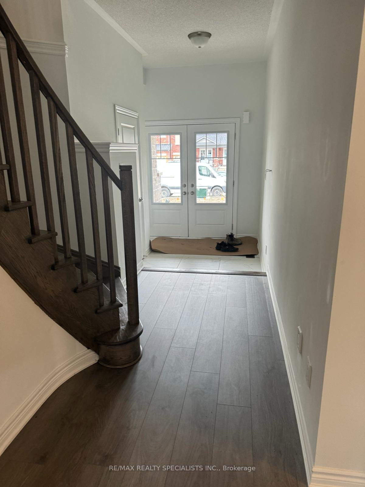 Photo 2 of 132 Sapphire Way, Thorold, Rolling Meadows — HOMEH