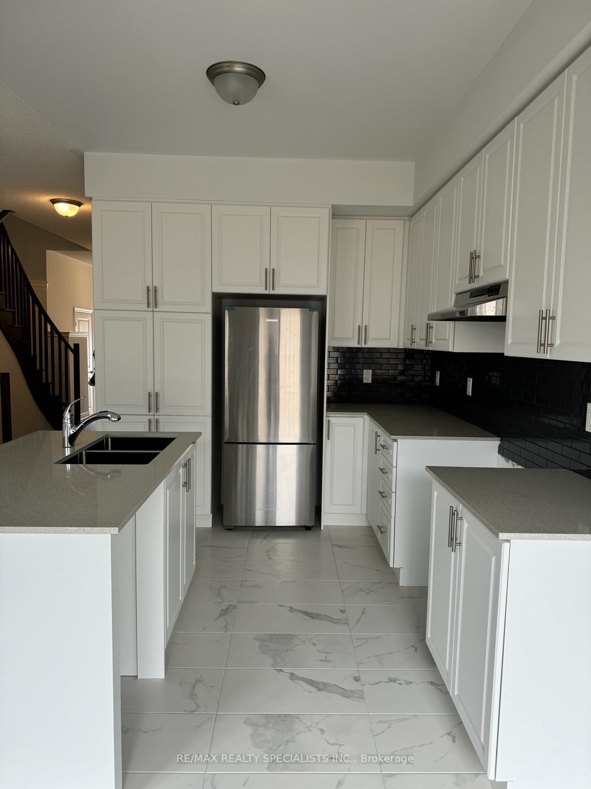 Photo 7 of 132 Sapphire Way, Thorold, Rolling Meadows — HOMEH