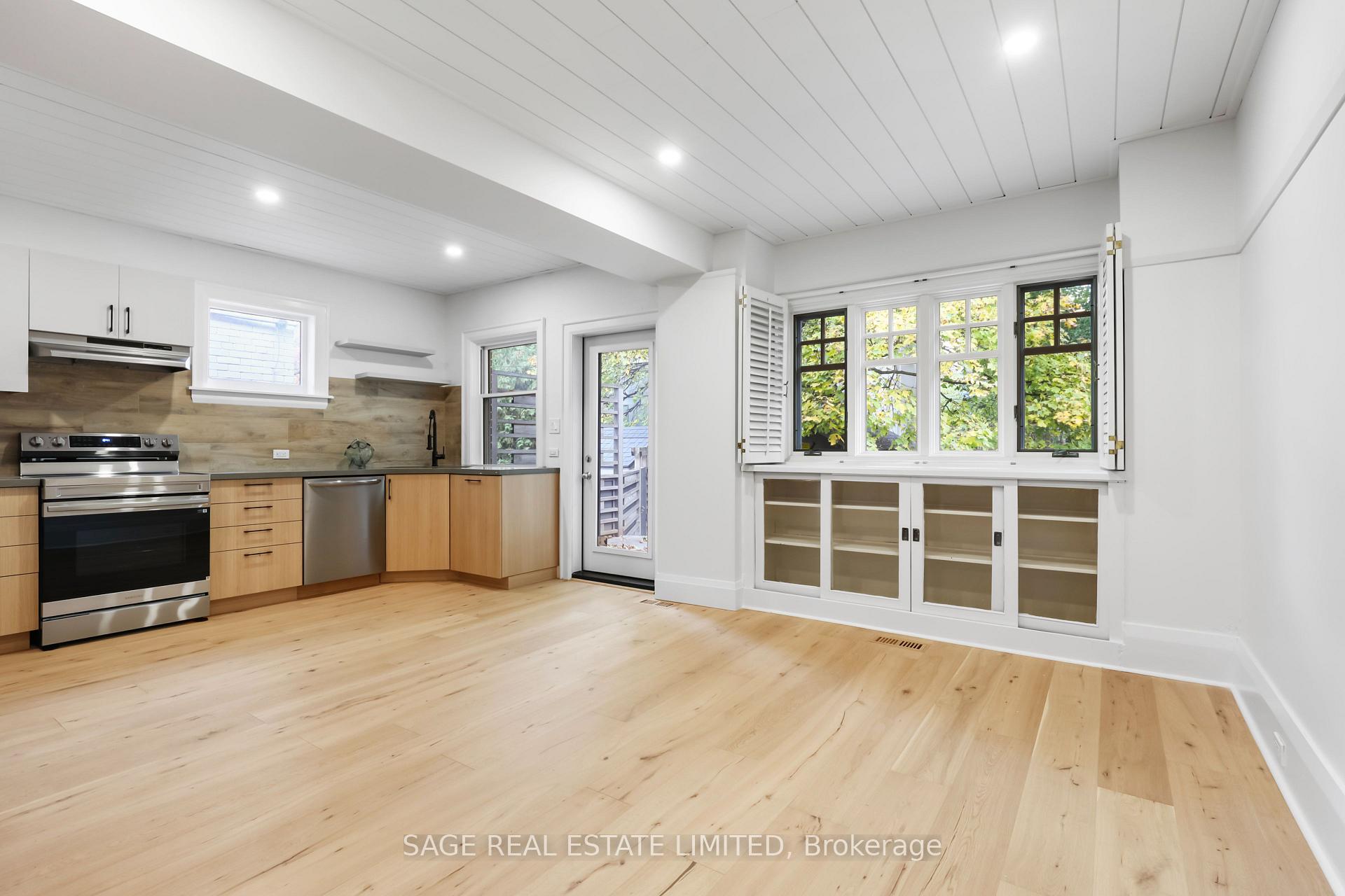 Photo 10 of 25 Birdsall Avenue, Toronto, Yonge-Eglinton — HOMEH