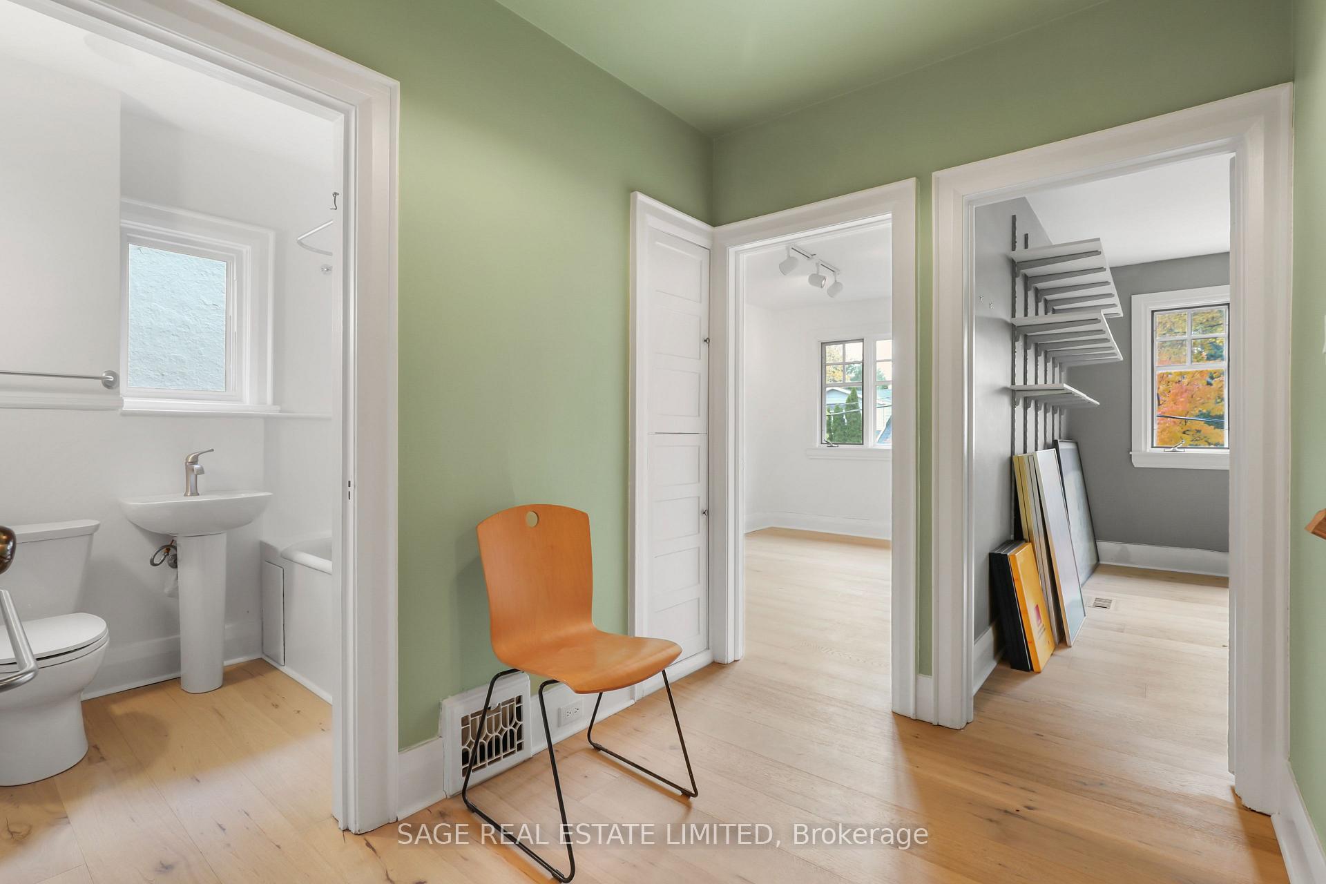 Photo 15 of 25 Birdsall Avenue, Toronto, Yonge-Eglinton — HOMEH