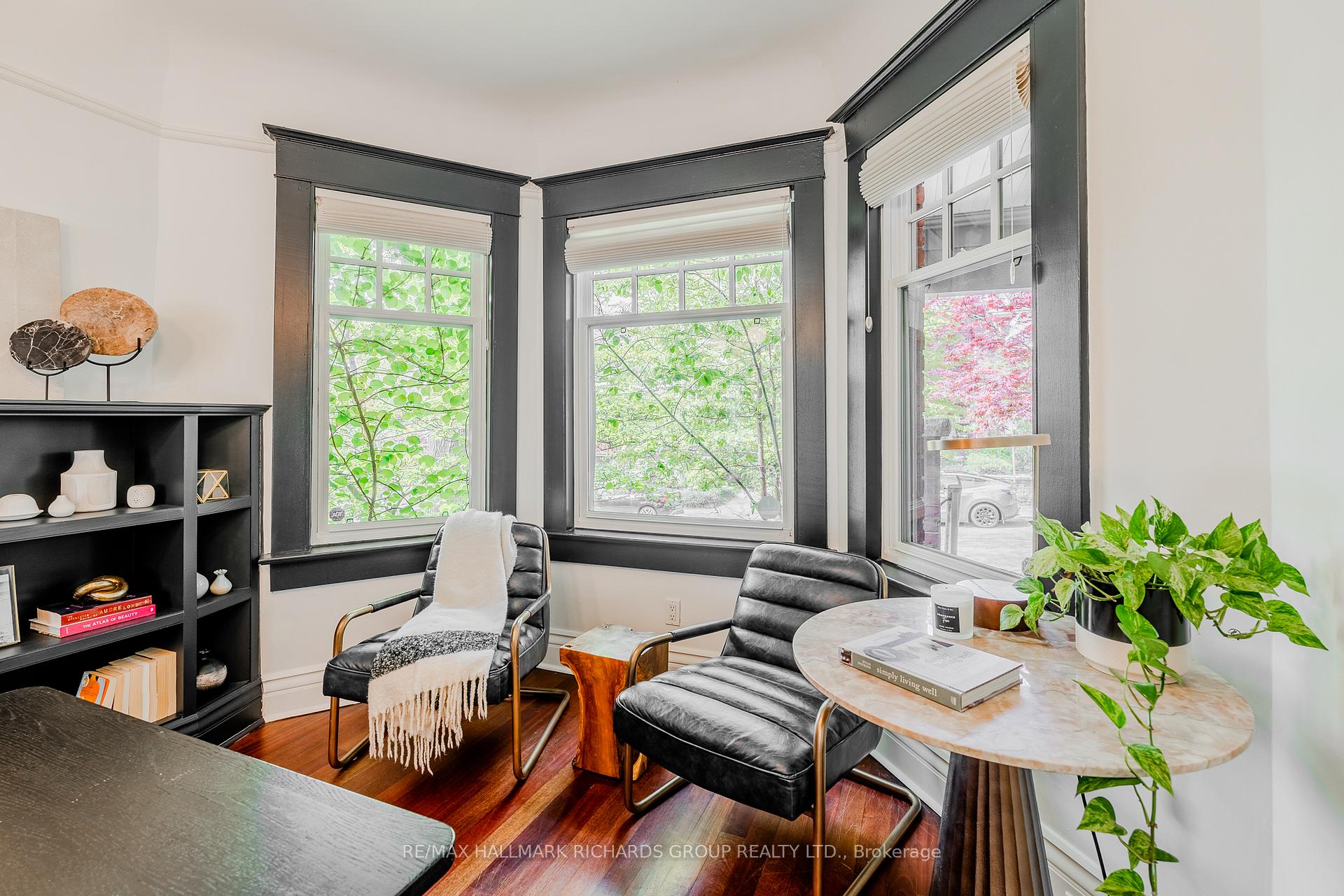 Photo 6 of 107 Lee Avenue, Toronto, The Beaches — HOMEH