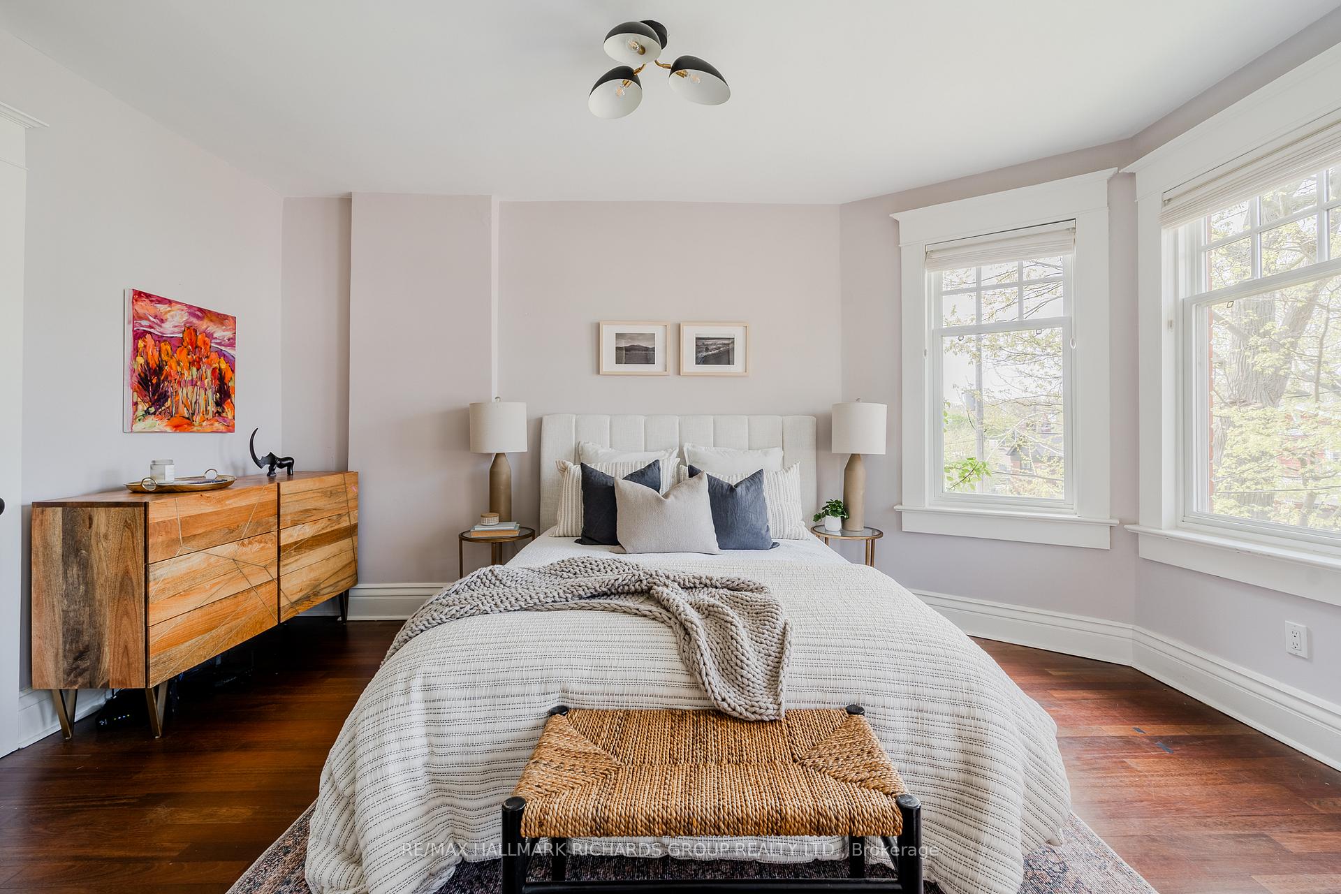 Photo 15 of 107 Lee Avenue, Toronto, The Beaches — HOMEH