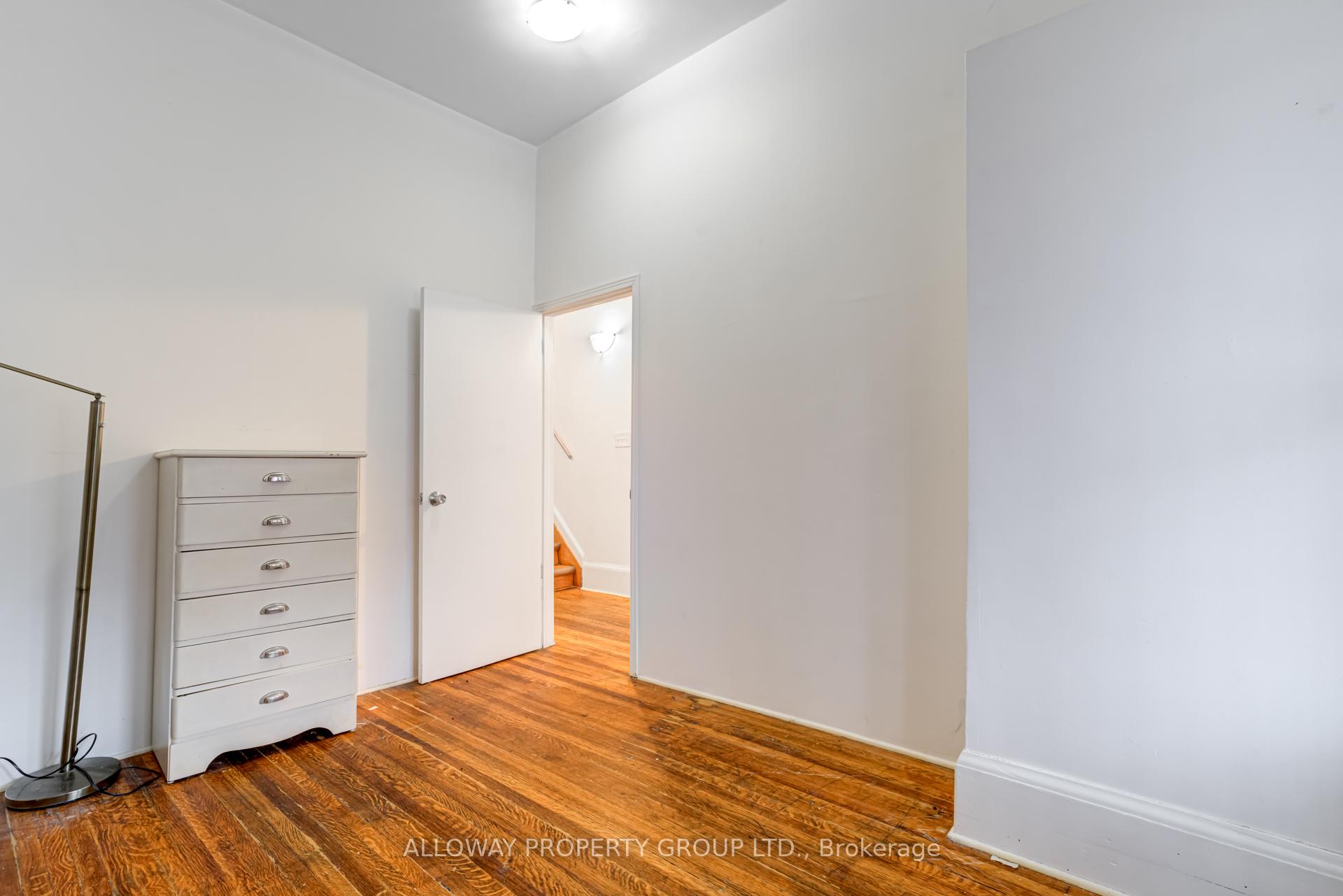 Photo 7 of 1059 Bathurst Street, Toronto, The Annex — HOMEH
