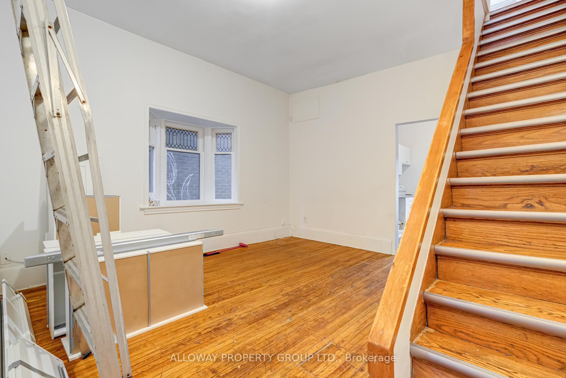 Photo 12 of 1059 Bathurst Street, Toronto, The Annex — HOMEH