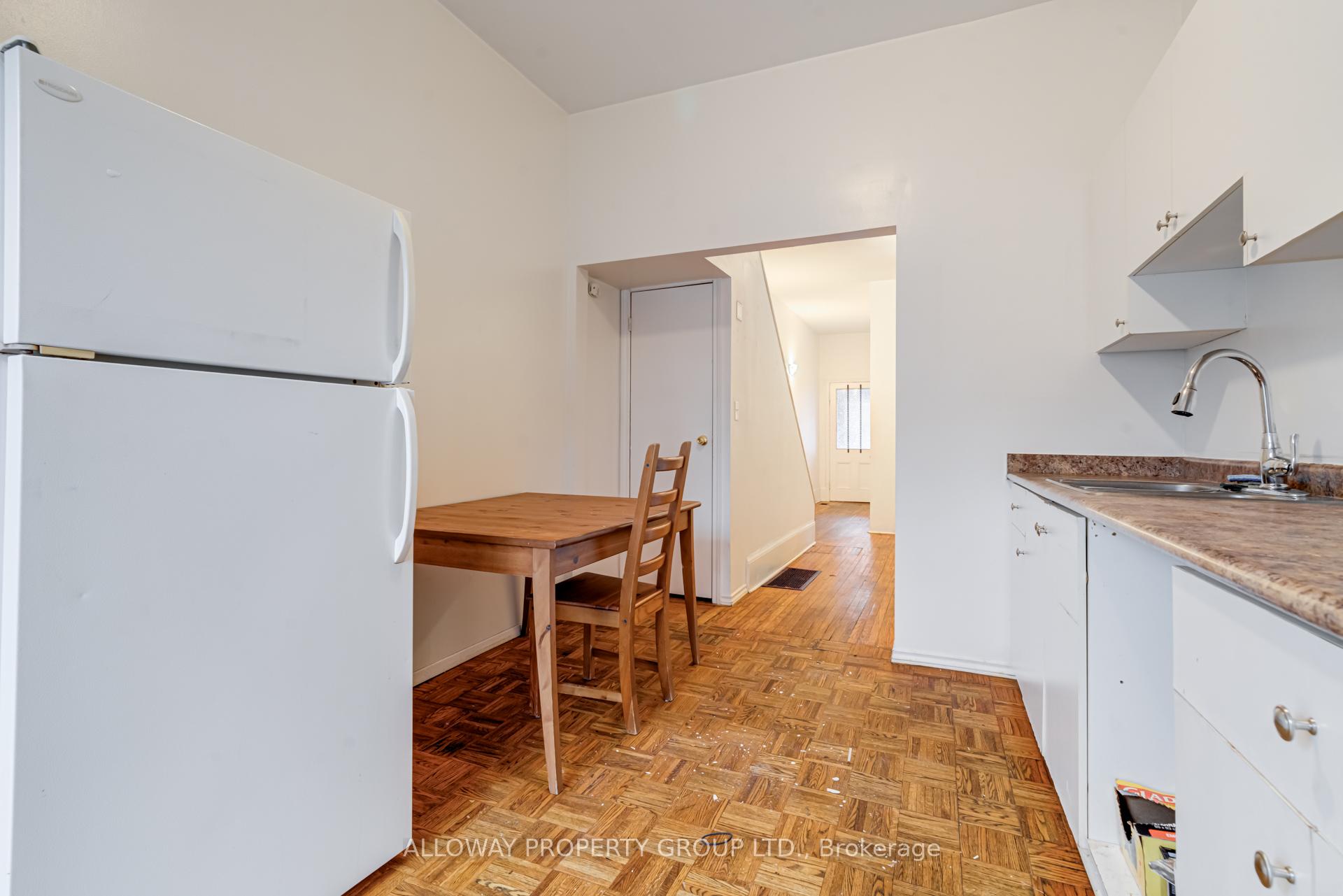 Photo 10 of 1059 Bathurst Street, Toronto, The Annex — HOMEH