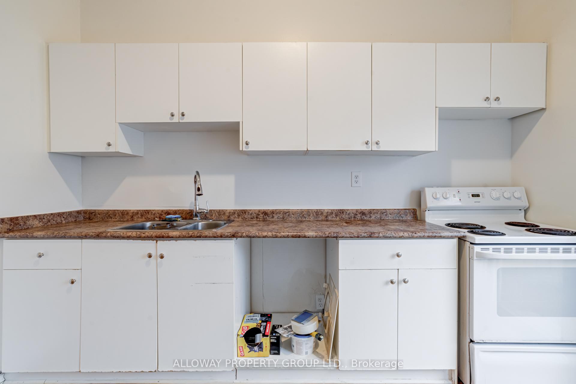 Photo 13 of 1059 Bathurst Street, Toronto, The Annex — HOMEH