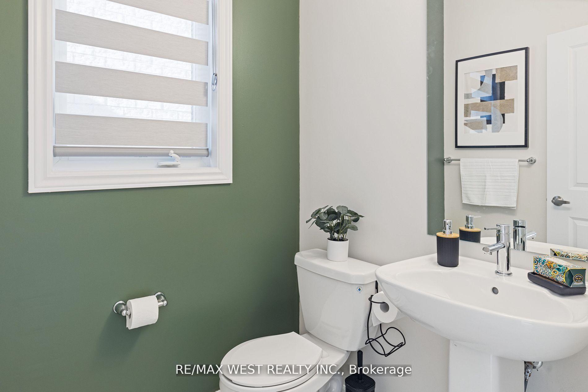 Photo 5 of 399 Barker Parkway, Thorold, Rolling Meadows — HOMEH