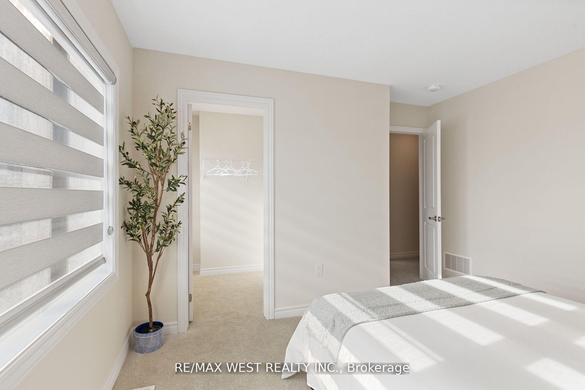 Photo 37 of 399 Barker Parkway, Thorold, Rolling Meadows — HOMEH
