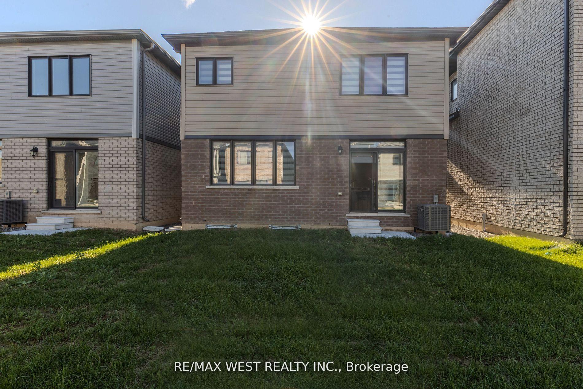 Photo 41 of 399 Barker Parkway, Thorold, Rolling Meadows — HOMEH