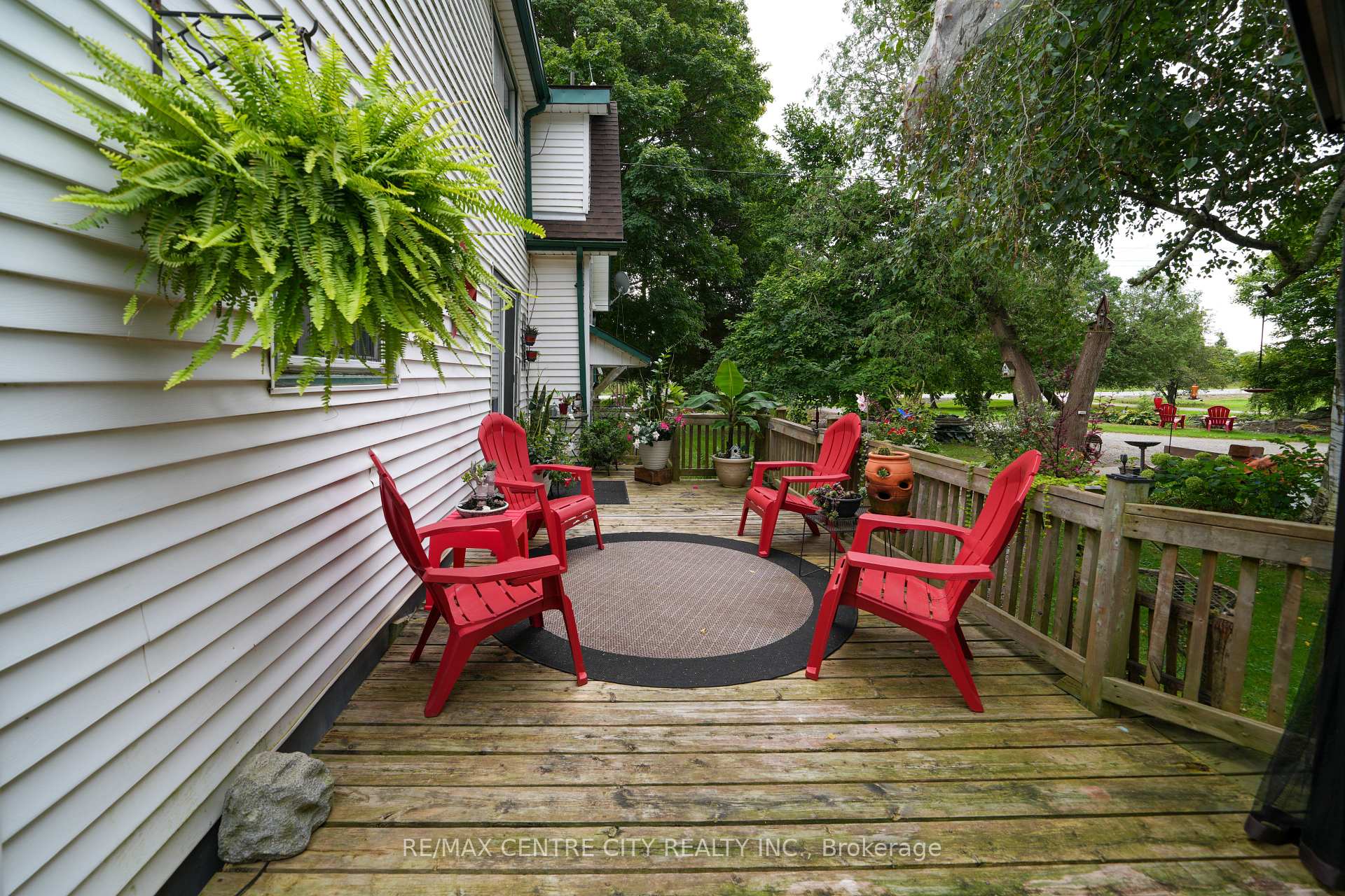 Photo 13 of 8874 Inadale Drive, Strathroy-Caradoc, Rural Strathroy-Caradoc — HOMEH