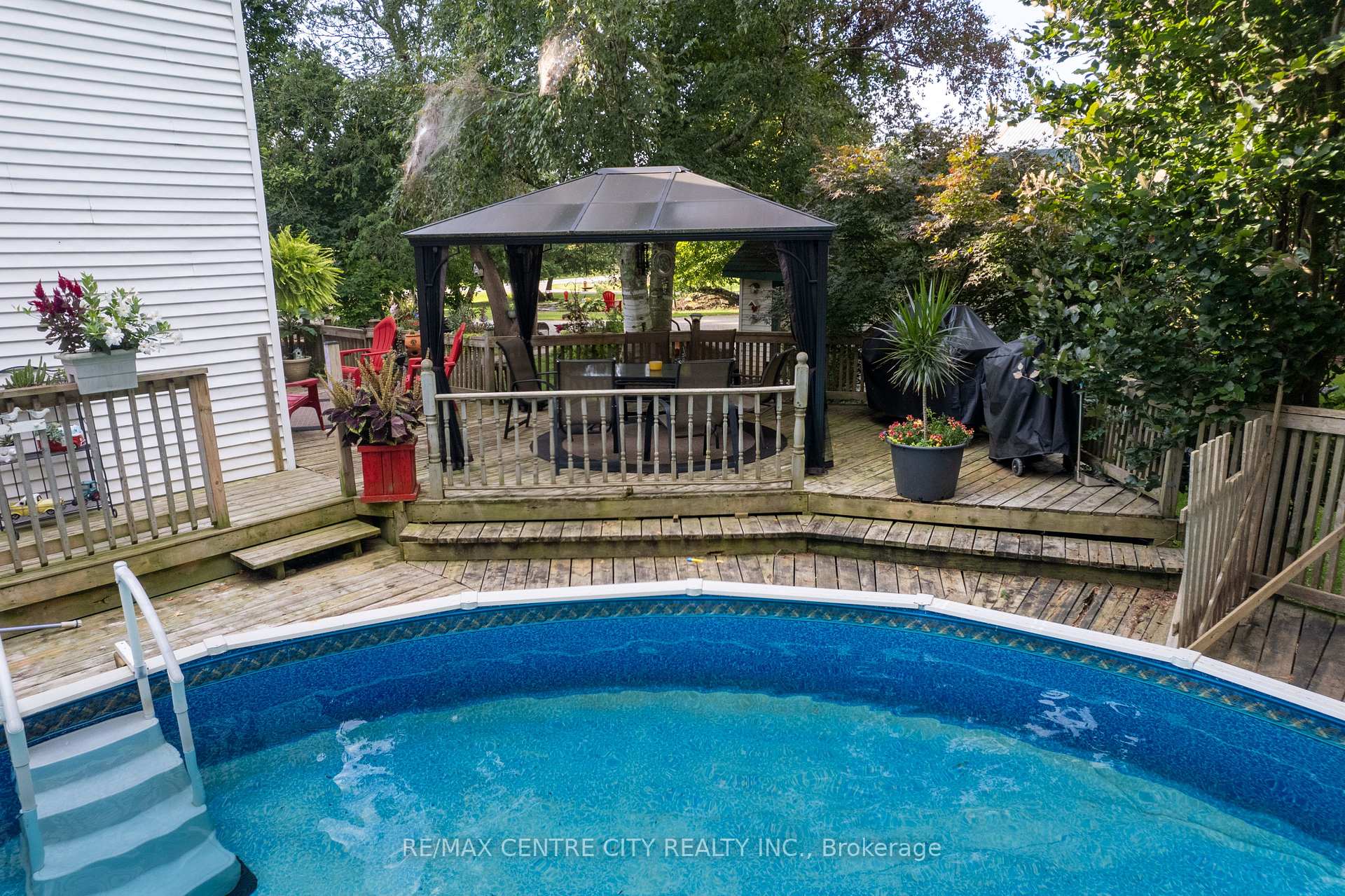 Photo 15 of 8874 Inadale Drive, Strathroy-Caradoc, Rural Strathroy-Caradoc — HOMEH