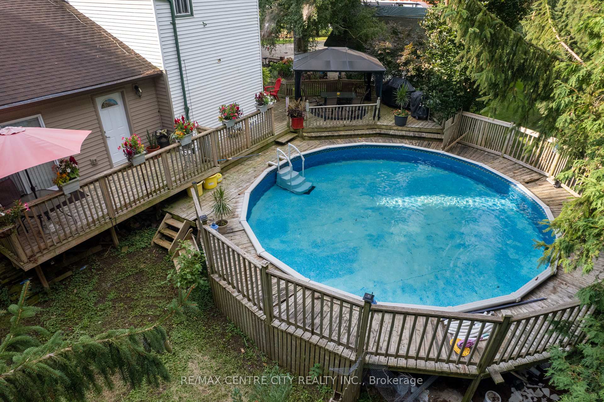 Photo 16 of 8874 Inadale Drive, Strathroy-Caradoc, Rural Strathroy-Caradoc — HOMEH